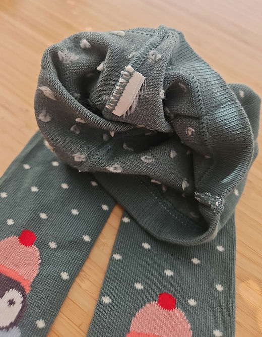 Girls knitted leggings- footless tights 6-12 months