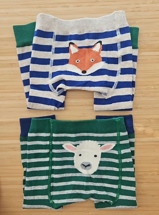 Girls/Boys footless tights/leggings 0-6 months